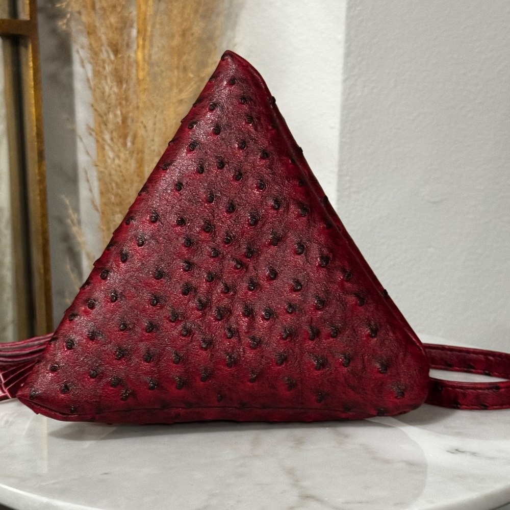 Patrizia Luca Red Ostrich Faux Leather Triangle Wristlet Clutch Handbag Purse - Picture 4 of 6